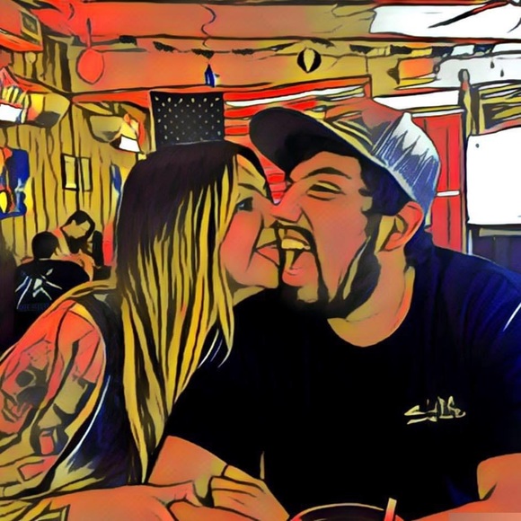 Meet your Posher, Lynn - Picture 2 of 2